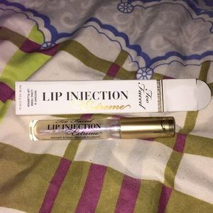Too faced lip injection extreme